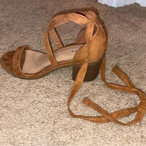 Merona heels, brown, size 8
